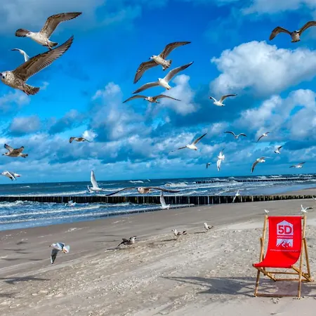 124 Z Ogrodkiem, Basenem I Gratis - 5d * Нехоже