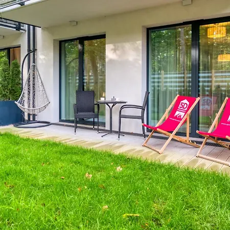 124 Z Ogrodkiem, Basenem I Gratis - 5d * Нехоже