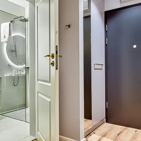 124 Z Ogrodkiem, Basenem I Gratis - 5d Апартаменты *