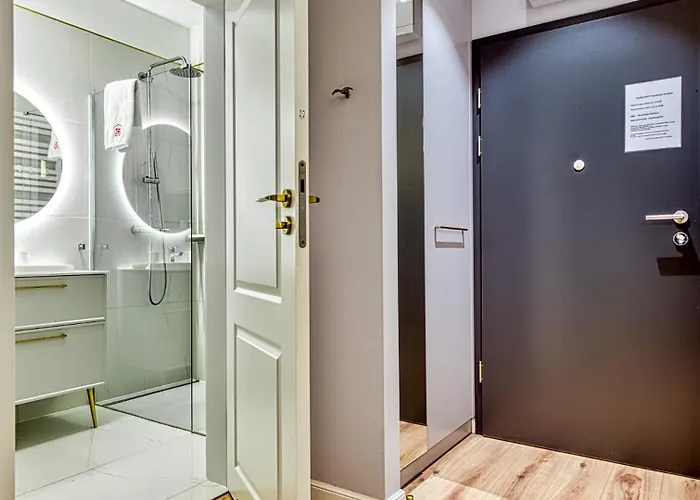 124 Z Ogrodkiem, Basenem I Gratis - 5d Appartamento *